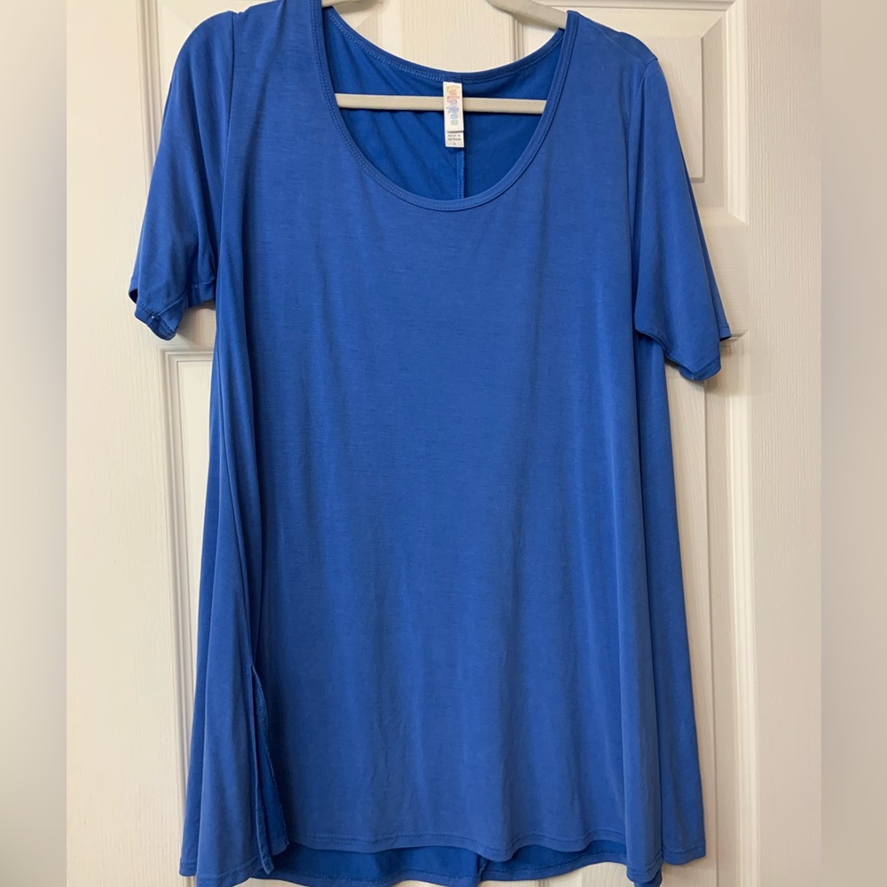 LuLaRoe Perfect T BNWOT